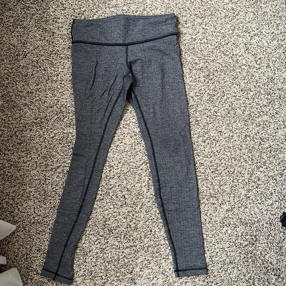 LuLu Lemon Bottoms Herring Bone Pattern Size 8
